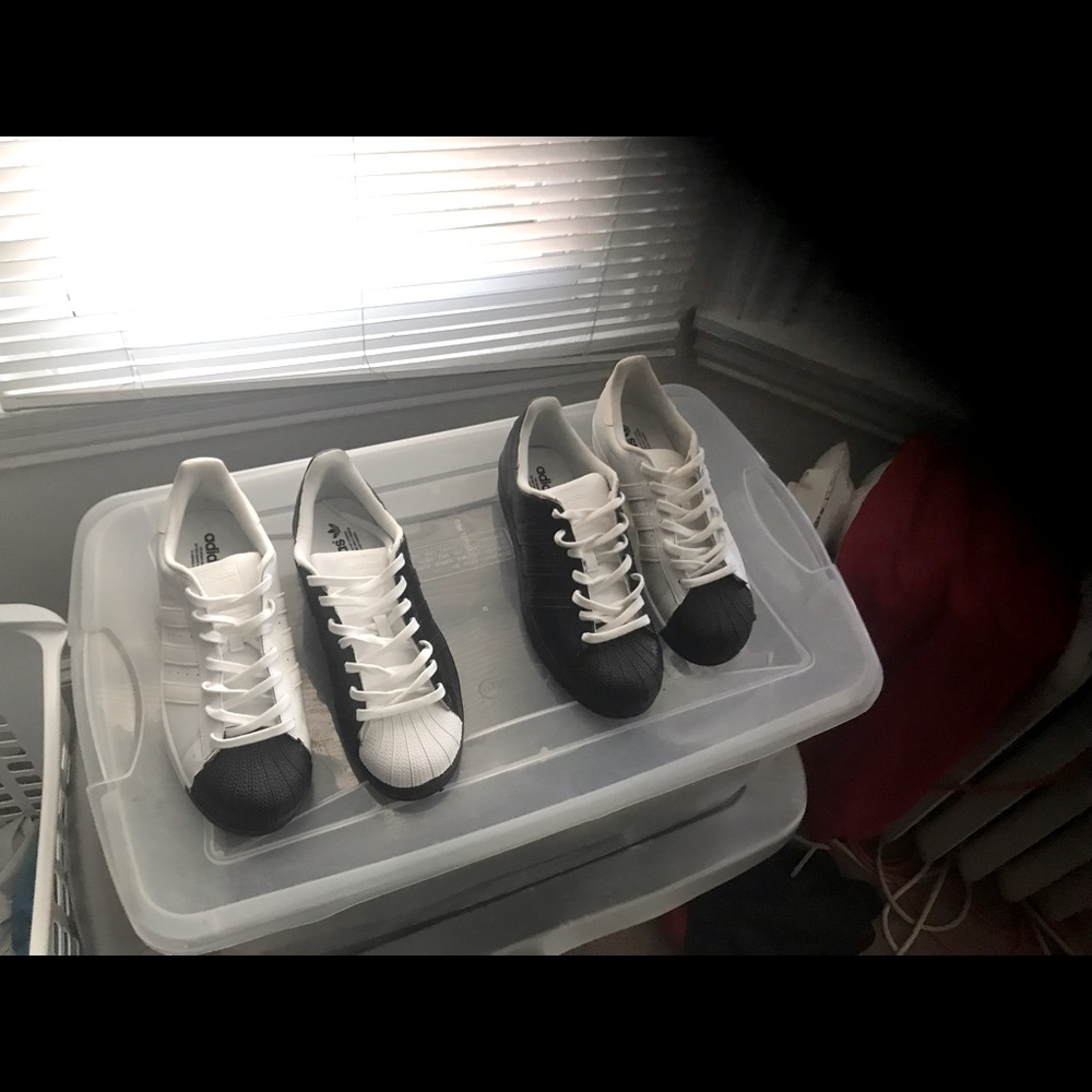 "Adidas9.5ExclusivePaintedPair,Elevate Style! #TopPickReadBeforePurchase